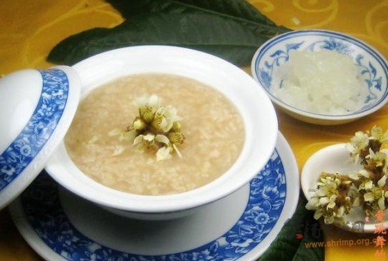 枇杷花糯米粥的做法