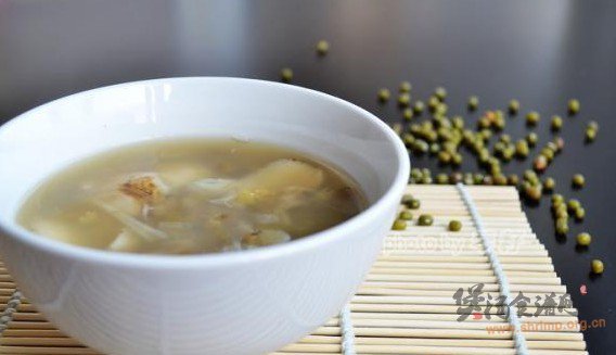 绿豆百合汤的做法