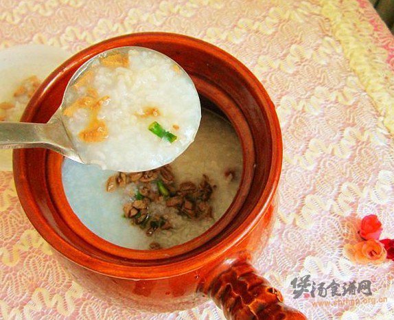 瓦煲煲鱼肉粥的做法