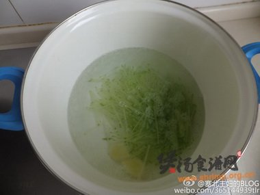 萝卜丝汆羊肉丸子的做法