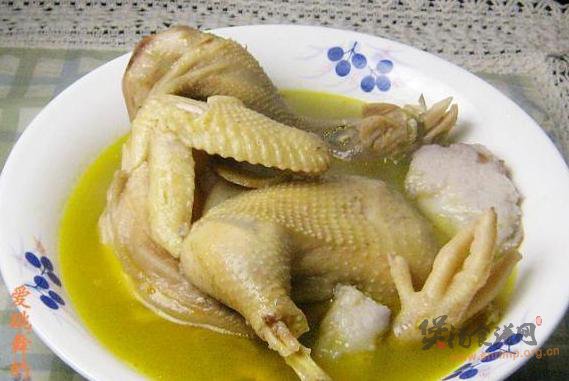 香沙芋炖鸡的做法