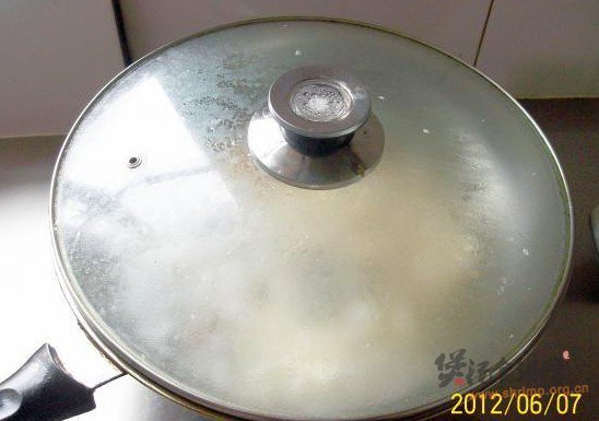 鲈鱼身骨豆腐汤的做法