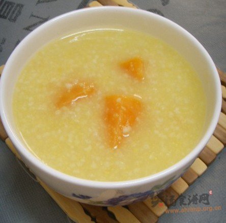 小米红薯粥的做法