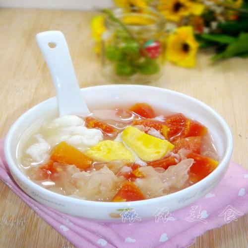 冰糖炖木瓜雪耳的做法