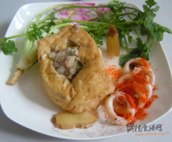 鱿鱼圈煲豆腐的做法