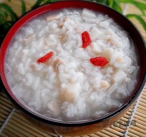 莲藕猪肉粥的做法