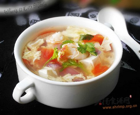 洋葱虾仁豆腐汤的做法