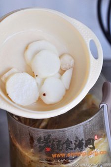 火龙花益气鸡汤的做法
