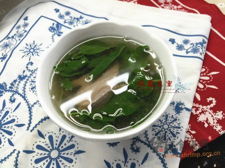 猪肝排骨枸杞菜汤的做法