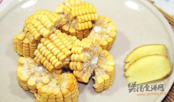 玉米黄豆煲猪脚的做法
