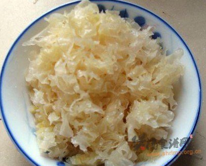 银耳瑶柱鸡蓉粥的做法