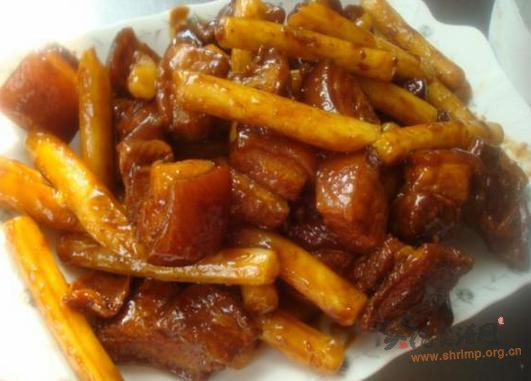 年糕炖肉的做法