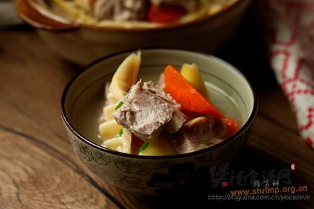江南人最爱的时令靓汤:腌笃鲜的做法