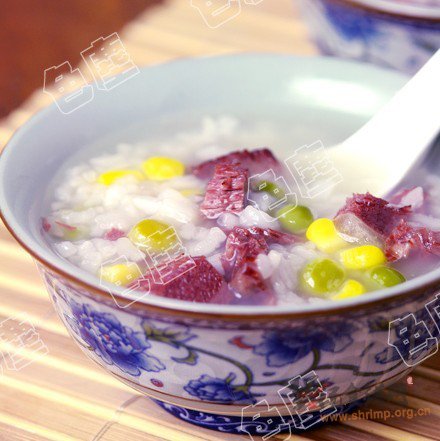 葱香牛肉粥的做法