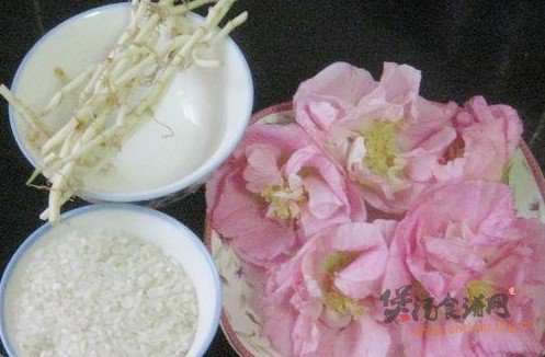 鱼腥草木芙蓉花粥的做法