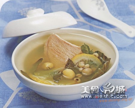 柠檬荷叶瘦肉汤的做法