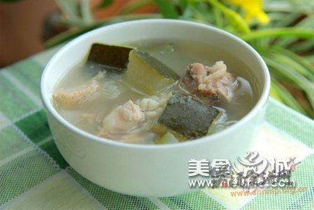 冬瓜薏米煲龙骨的做法
