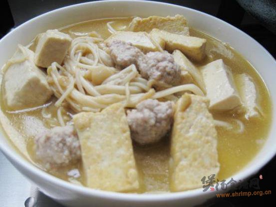 金针菇肉丸炖豆腐的做法