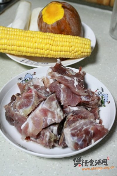 杂粮脊骨汤的做法