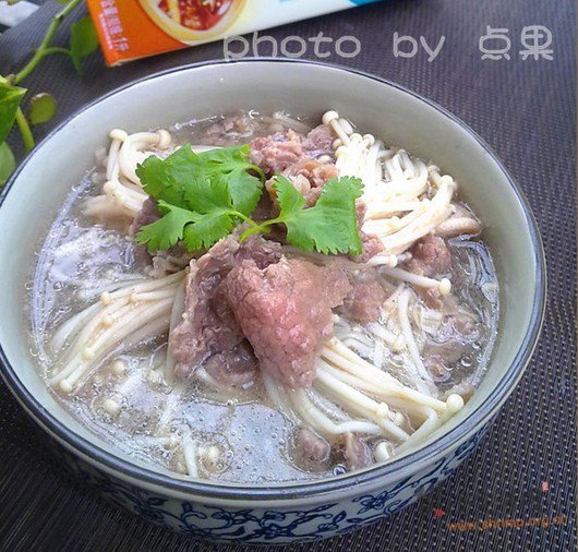 上汤金针牛肉的做法