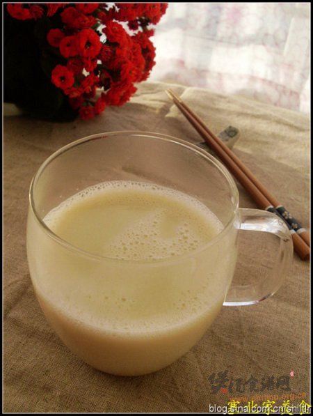 荸荠雪梨豆浆的做法