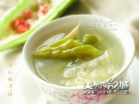 苦瓜银耳汤的做法