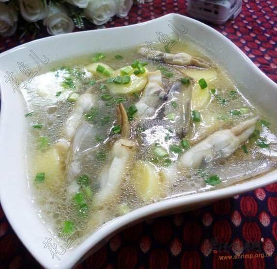 蛏子日本豆腐汤的做法