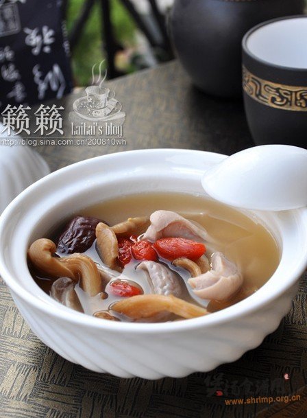真姬菇肚片汤的做法