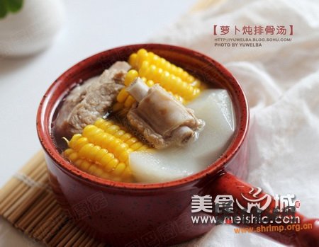萝卜炖排骨汤的做法
