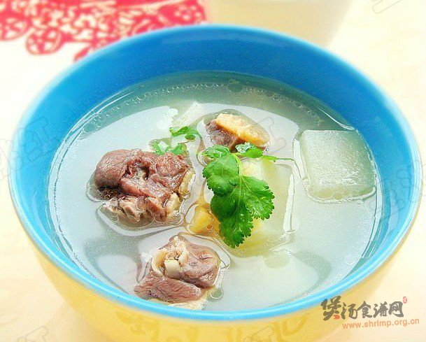 腊鸭煲萝卜汤的做法