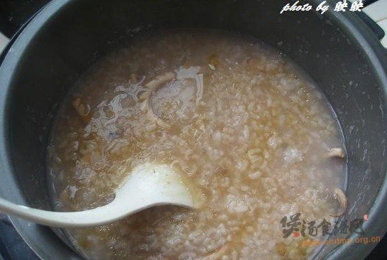 鲜鱿粥的做法