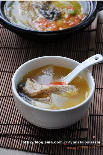 金汤酸辣鱼锅的做法
