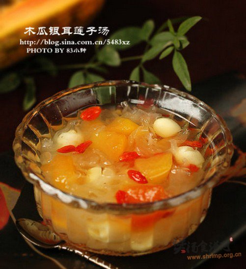 木瓜银耳莲子汤的做法