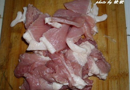 梅菜煲猪肉的做法