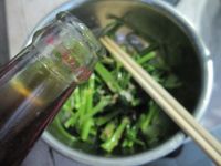蒜拌空心菜的做法