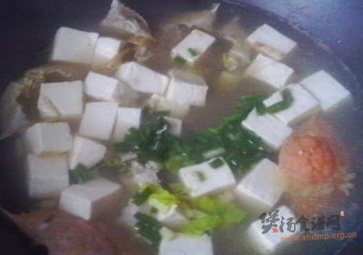 蟹壳豆腐汤的做法