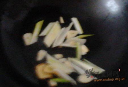 香浓菌菇汤的做法