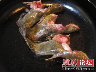 黄骨鱼豆腐汤的做法