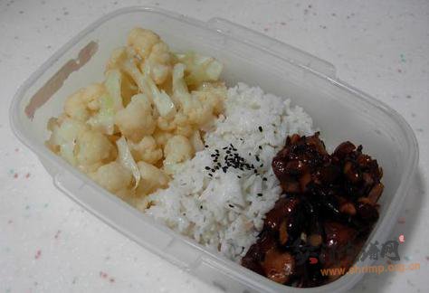 黑豆煲猪手的做法