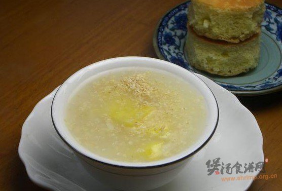 菠萝麦胚粥的做法