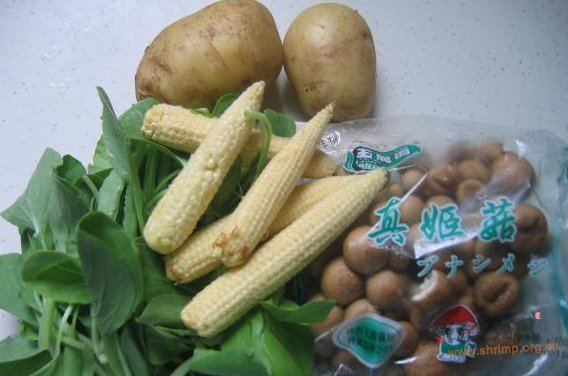 鸡毛菜土豆菌菇汤的做法