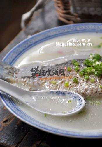 (3)鲫鱼萝卜汤的做法
