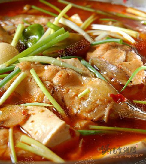 豆腐炖江鲢鱼的做法