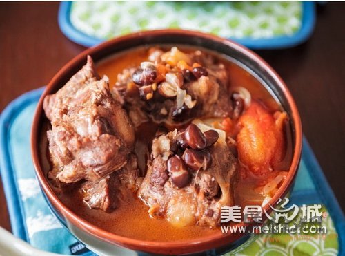 黑豆牛尾汤的做法