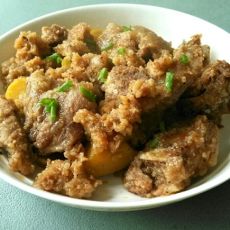 红薯粉蒸排骨的做法