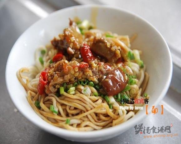 子姜焖鸭煲的做法