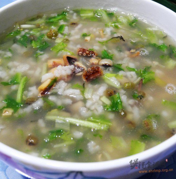 苦菊鱿鱼干粥的做法