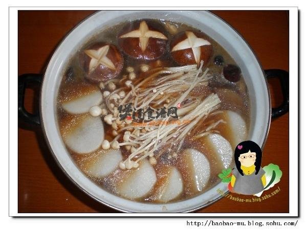 三黄鸡煲的做法