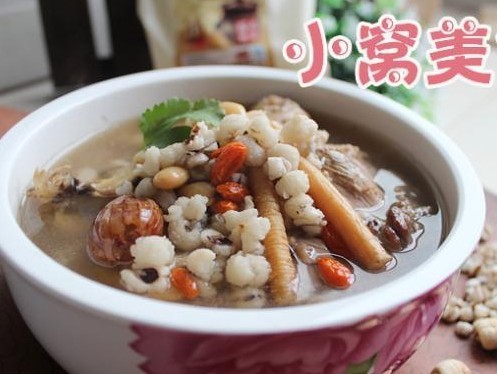 芡实莲子煲老鸭的做法