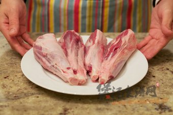 鲜美的羊肉汤的做法